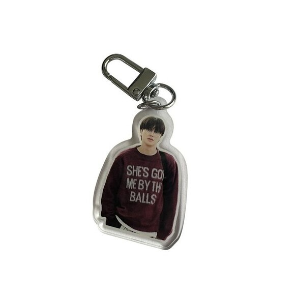 Wooyoung She Got Me By The Balls Funny Sweater Keychain Atiny Kpop Ateez Bias - Picture 2 of 3